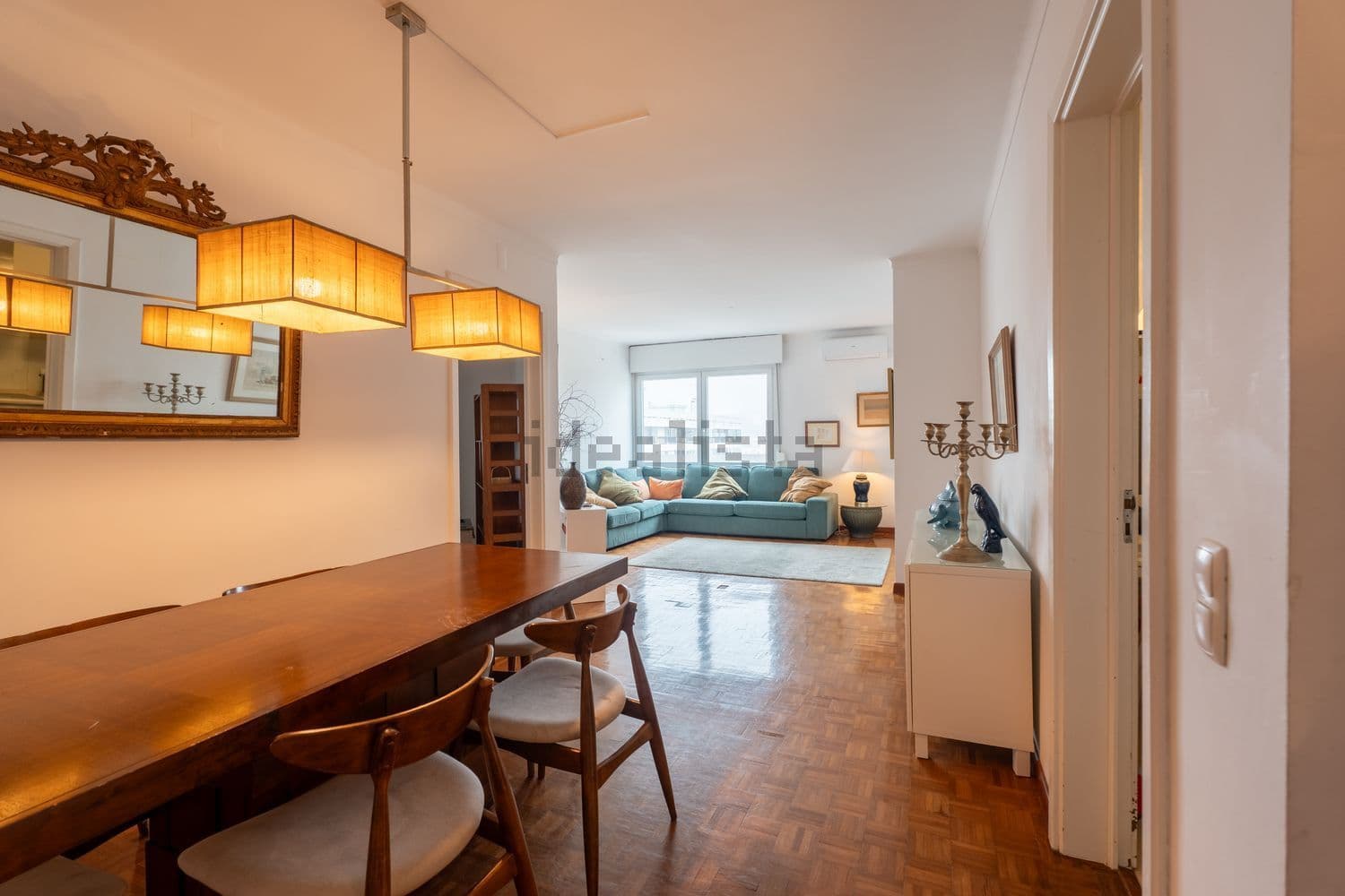 Apartamento T2 à venda na Avenida das Túlipas — Sala de estar