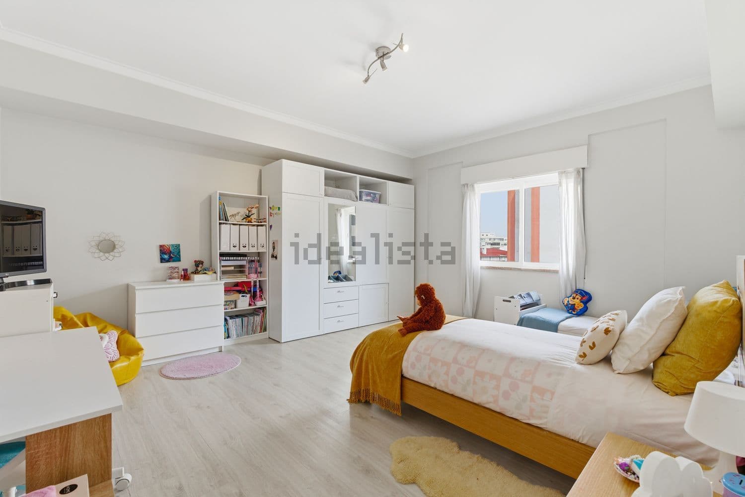 Apartamento T3 à venda na Rua do Poder Local — Quarto